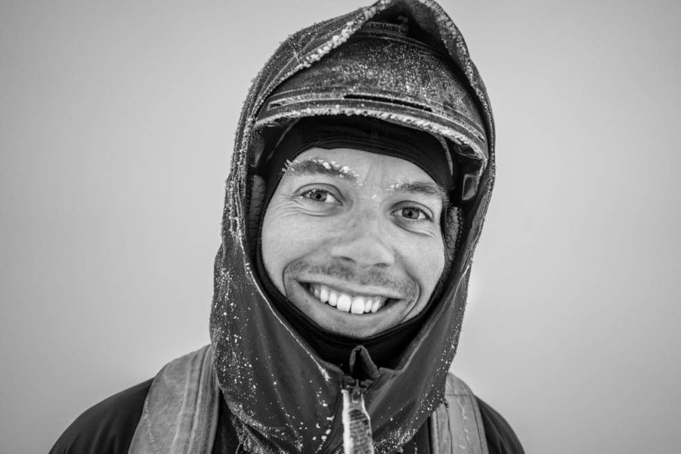 ETTER EI NATT I TÅKA: Trøtte og kalde tryner. Frå toppen: Adam, Vegard og Calum. ETTER EI NATT I TÅKA: Trøtte og kalde tryner. Frå toppen: Adam, Vegard og Calum.