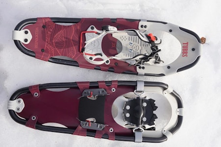 HYTTETRUGER: Greit med enkle bindinger når vi tester Tubbs Wilderness 25 truge. Tubbs Wilderness 25 truger til test i snøen