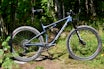 MODERNE: Specialized Epic EVO kombinerer superlett karbonramme med moderne geometri og funksjonelt utstyr.  Specialized Epic EVO Expert