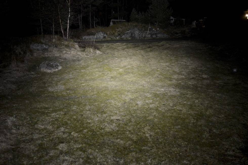 LYSBILDE: Hodelykten Mila Vega lyser virkelig opp. Lyset fra hodelykten Mila Vega