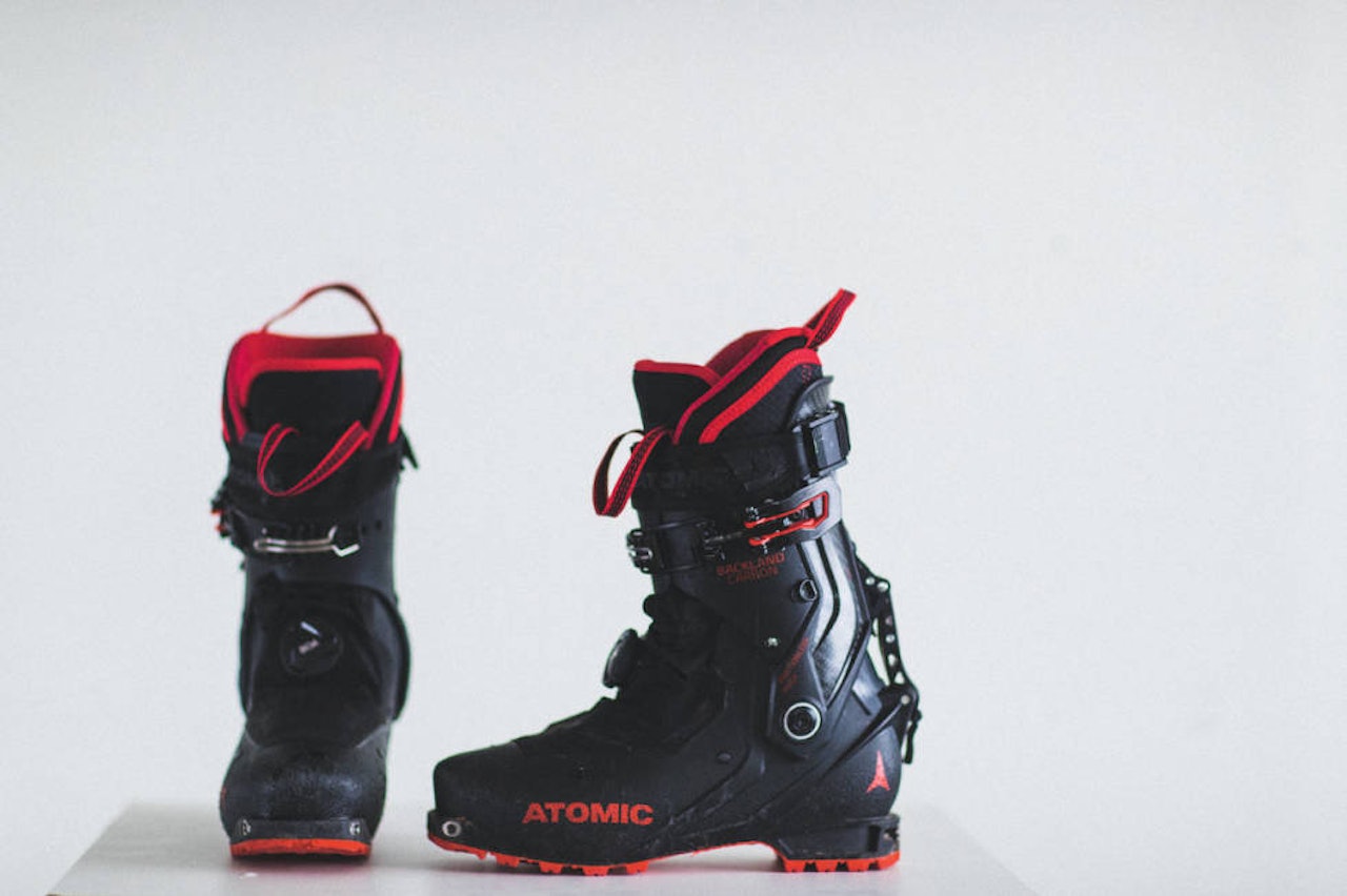 TEST: Vi har testet toppturstøvelen Atomic Backland Carbon Toppturstøvler Atomic Backland Carbon