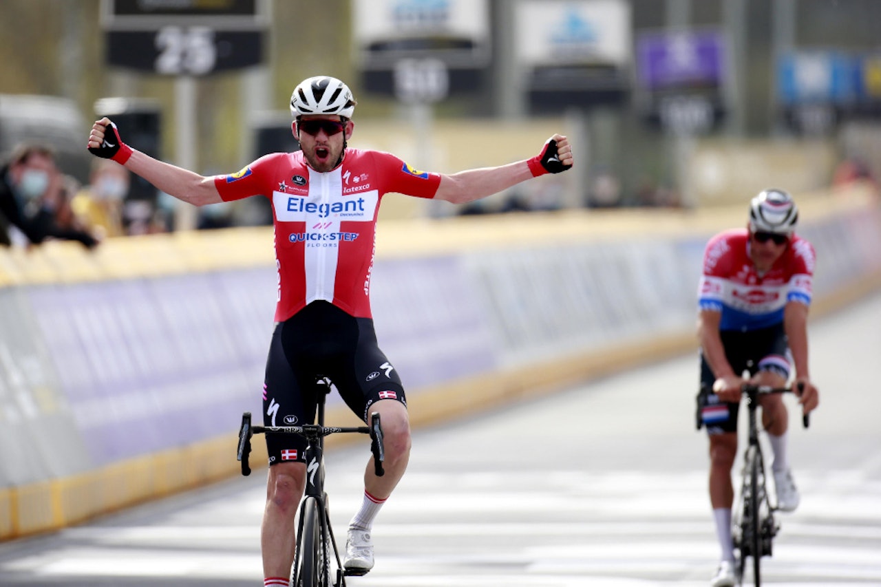 VANT: Kasper Asgreen knakk Mathieu van der Poel i spurten i Flandern rundt. Foto: Cor Vos VANT: Kasper Asgreen knakk Mathieu van der Poel i spurten i Flandern rundt. Foto: Cor Vos