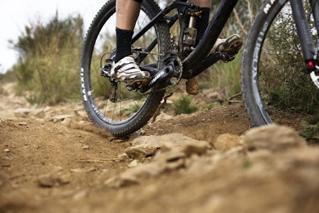 KLIKKPEDALER PÅ SYKKEL: Er du redd for å feste skoene i pedalen? Les våre tips for å overvinne frykten. Foto: Kristoffer H. Kippernes slik begynner du med klikkpedaler, klikkpedaler, sykle med klikk, spd-pedaler, tips, teknikk, spd, Utstyr, shimano, time, crank brothers, look, sykle med klikkpedaler,