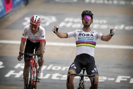 BEST: Peter Sagan var sterkest i Paris-Roubaix, etter nok et ritt med overraskende utfall. Foto: Cor Vos. 