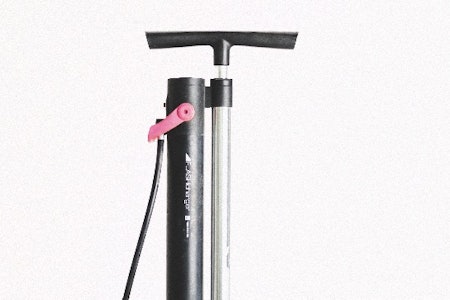 SYKKELPUMPE: Vi har testet Bontrager Flash Charger sykkelpumpe.  sykkelpumpe test bontrager flash charger