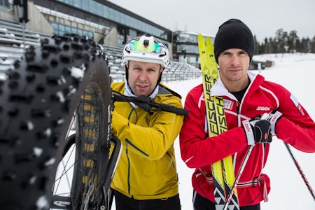 DUELL MED FATBIKE OG SKI: Hva er egentlig raskest? Foto: Christian Nerdrum fatbike langrenn konkurranse hva er raskest
