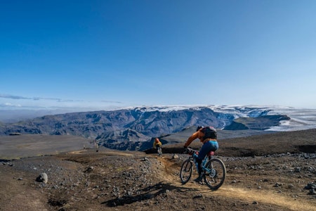 Høyfjellsfølelse i lavt terreng: Selv om fjellene ikke er spesielt høye følte vi tidvis at vi befant oss i Himalaya. Foto Jonas Rismyhr Høyfjellsfølelse i lavt terreng: Selv om fjellene ikke er spesielt høye følte vi tidvis at vi befant oss i Himalaya. Foto Jonas Rismyhr