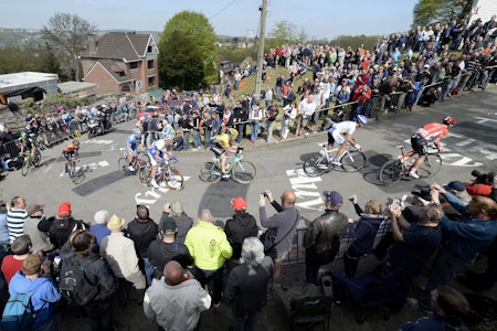 SYKLINGENS LENGSTE KILOMETER: Mur de Huy er en bakke for seg selv. Foto: Cor Vos. 