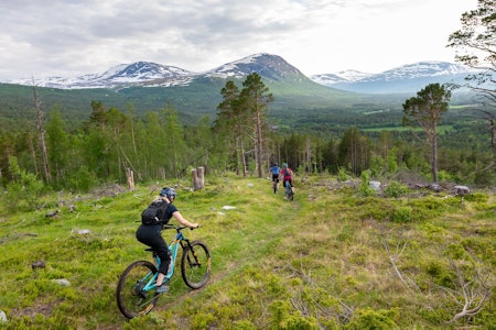 OPPDAL SYKKELFESTIVAL: I tillegg til prima stisykling, tilbyr den nye festivalen også grusturer for de som måtte ønske det og tilrettelegger også for de som ønsker å stille med elsykkel. stisykling på oppdal, oppdal sykkelfestival, oppdal stisykkelcamp, sykkelenern