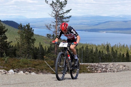 KLATREKONGE: Carl Fredrik Hagen henger ikke bare med de beste i verden i Vueltaen på landeveien, i helgen vant han også terrengrittet Trysil-Knut-rittet Carl Fredrik Hagen Trysil Knut Rittet