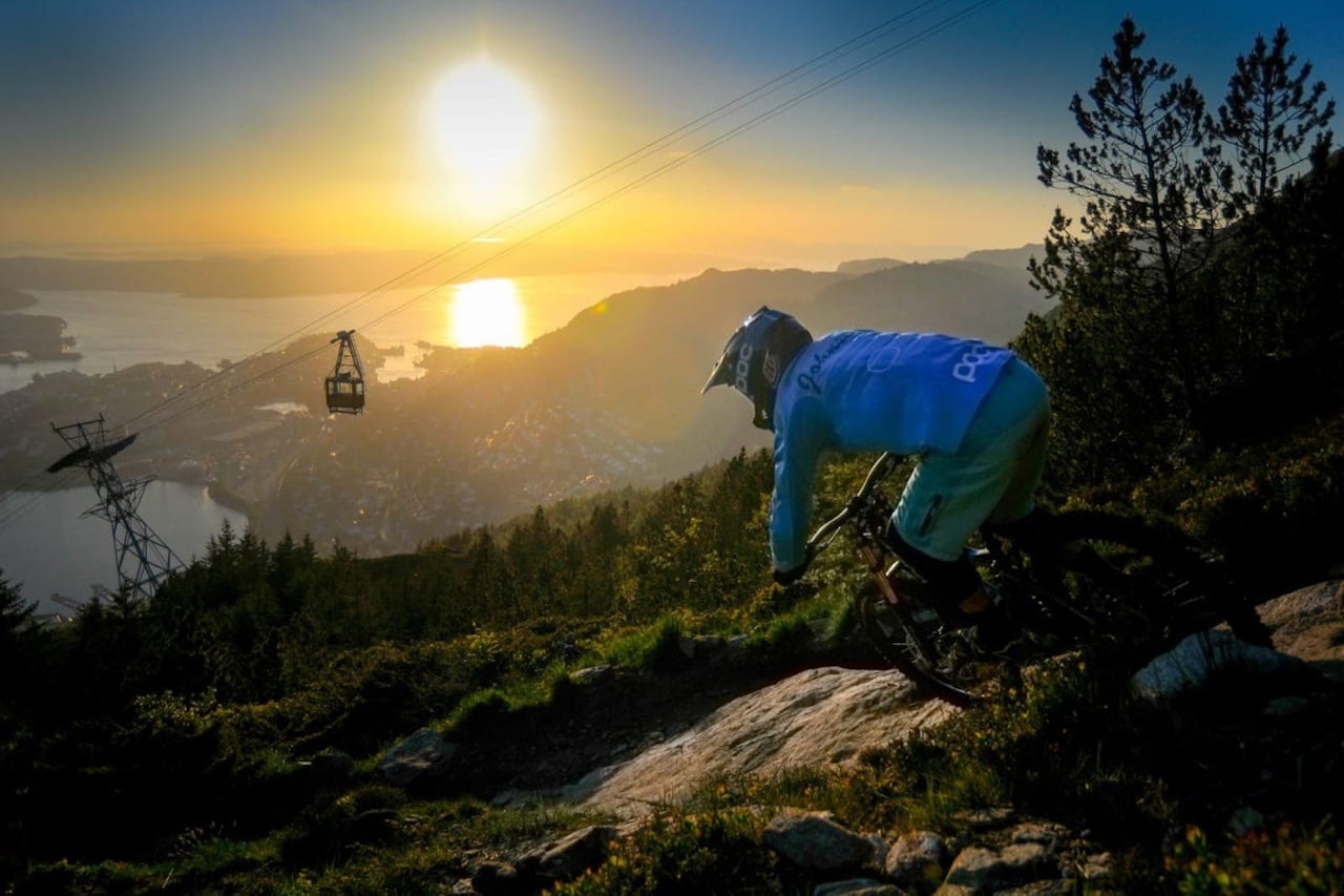 Å få på plass noen enklere stier i bynære strøk er ett av de første prosjektene det nystiftede NOTS Bergen vil ta tak i. Foto: Terrengsykkel.no Å få på plass noen enklere stier i bynære strøk er ett av de første prosjektene det nystiftede NOTS Bergen vil ta tak i. Foto: Terrengsykkel.no