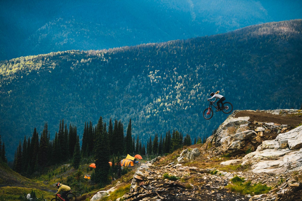 UNIKE OMGIVELSER: Antoine Basin i British Colombia byr på flotte omgivelser og dalen ses på som et området med uendelig potensiale for stisykling. Foto: Paris Gore UNIKE OMGIVELSER: Antoine Basin i British Colombia byr på flotte omgivelser og dalen ses på som et området med uendelig potensiale for stisykling. Foto: Paris Gore