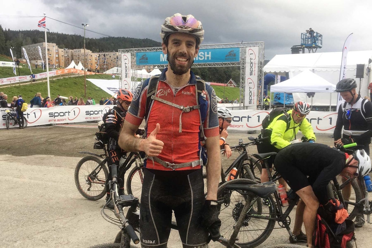 LØFTER TEMAET: Robin Mackenzie-Robinson er styreleder i SK Rye og tok skrittet inn i offentlighetens lys denne uken. Foto: Privat robin mackenzie-robinson rye koronastøtte krisepakke