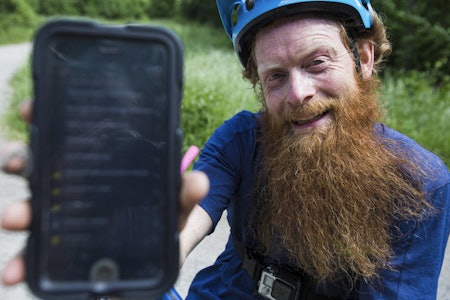 KING OF THE MOUNTAIN: Nå gjør Strava endringer for å holde hodet over vannet. Endringene påvirker deg som bruker - spesielt hvis du ikke betaler for det. endringer strava app trening sykkel