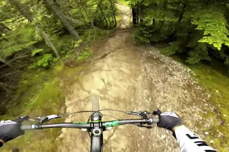 BAK KAMERA: Remy Metallier har vært ivrig på GoPro-produksjonen av klipp i år. Foto: Skjermdump remy metallier 2020