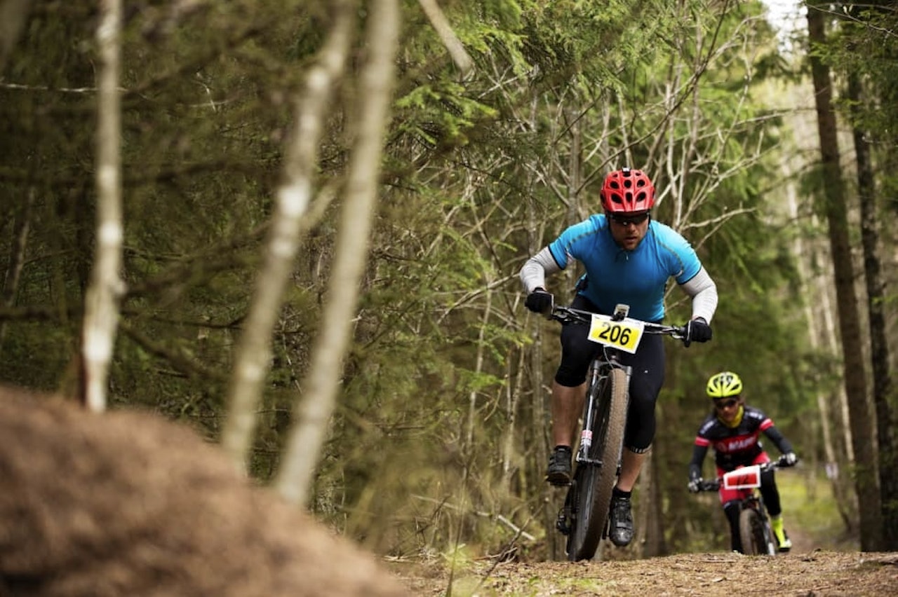 IKKE MED DET FØRSTE: Sykling med startnummer på styret kan du se langt etter fram til 15. juni. Foto: Kristoffer H. Kippernes ingen sykkelritt koronavirus 2020