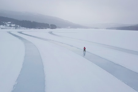 Kloppa Ice Race på søndag er et nytt vinterrittkonsept, og arrangeres utelukkende på glattisen på Harestuvannet. Foto: Bengt Ove Sannes Kloppa Ice Race på Harestuvannet