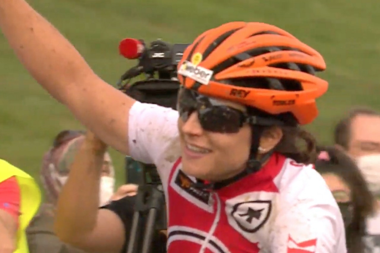 Ramona Forchini fra Sveits vant maraton-VM 2020 i Tyrkia. Skjermdump Ramona Forchini fra Sveits vant maraton-VM 2020