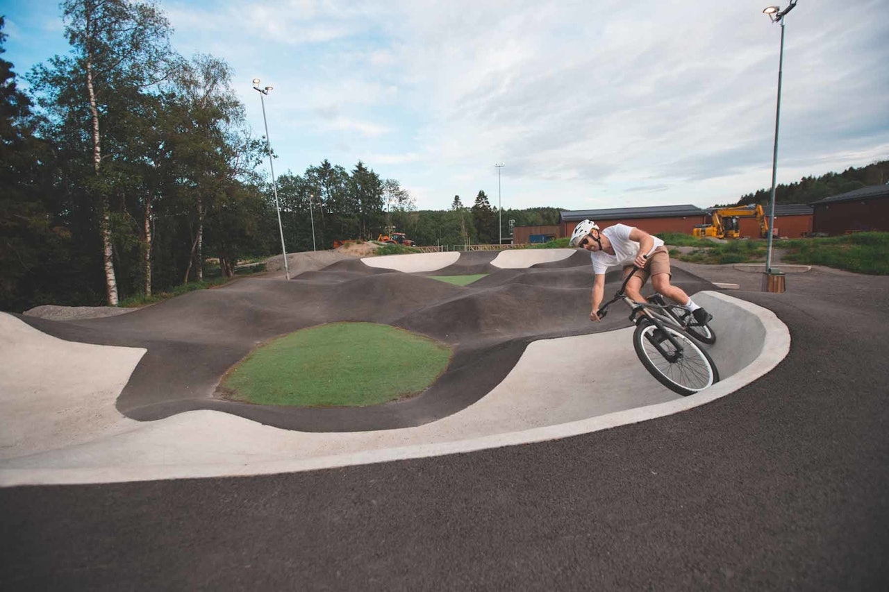 HØY KVALITET: Pumptracken i Lørenskog er av ypperste kvalitet. Foto: Henning Reinton. 