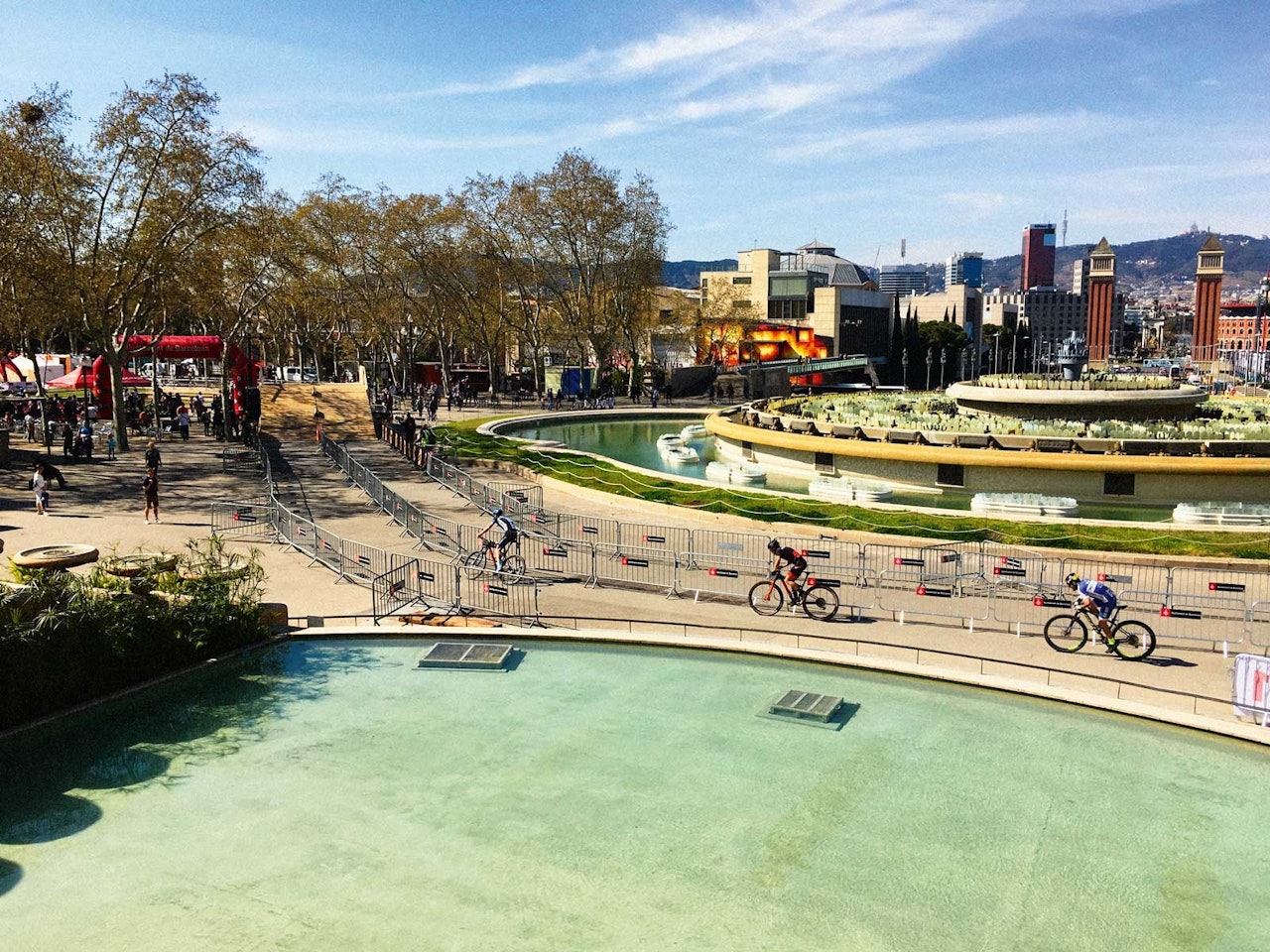 Sentralt: City Mountain Bike-rittene går selvfølgelig nok i bybildet, med både naturlige og bygde elementer. Sentralt: City Mountain Bike-rittene går selvfølgelig nok i bybildet, med både naturlige og bygde elementer.