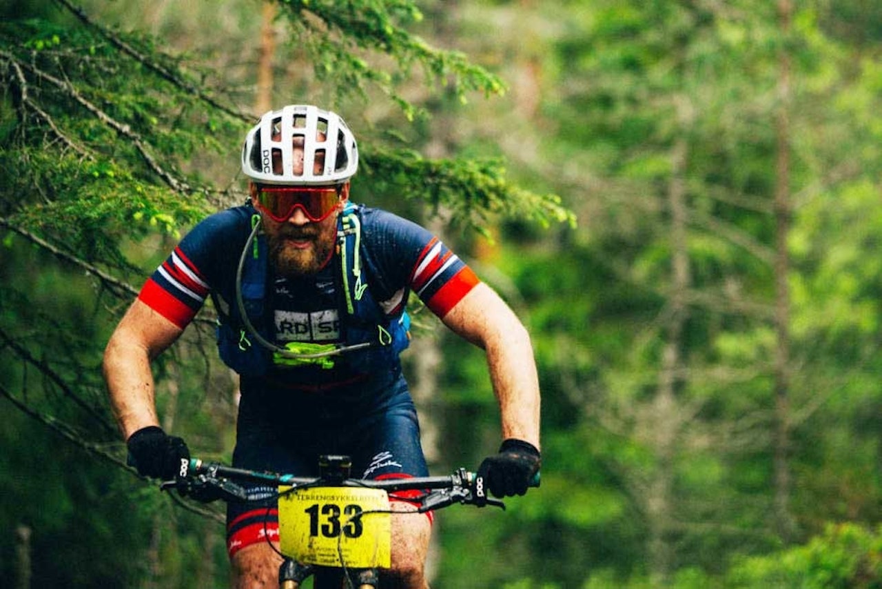 PUBLIKUMSFAVORITT: Terrengsykkelrittet har blitt et populært ritt for terrengsyklister som vil ha en skikkelig utfordring. Foto: Sjur Melsås frøy tar over terrengsykkelrittet