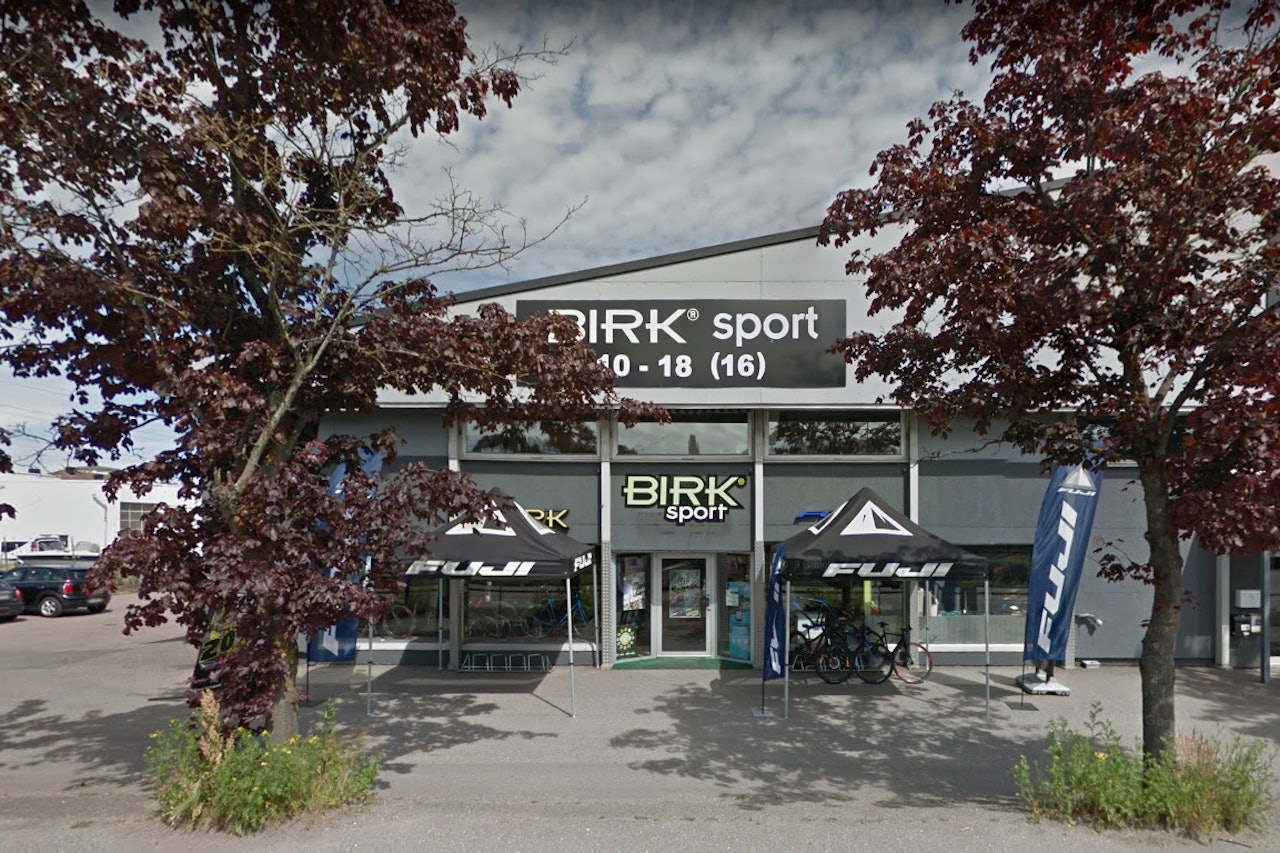 KONKURS: Det er mange interessenter i konkursboet til Birk Sport. Her fra butikken i Tønsberg. Foto: Google Maps KONKURS: Det er mange interessenter i konkursboet til Birk Sport. Her fra butikken i Tønsberg. Foto: Google Maps