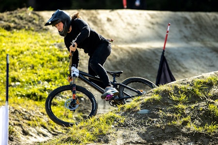 Mille Johnset debuterte i pumptrack internasjonalt under Crankworx i Innsbruck torsdag. Foto: Sven Martin Mille Johnset Crankworx I Innsbruck 2020