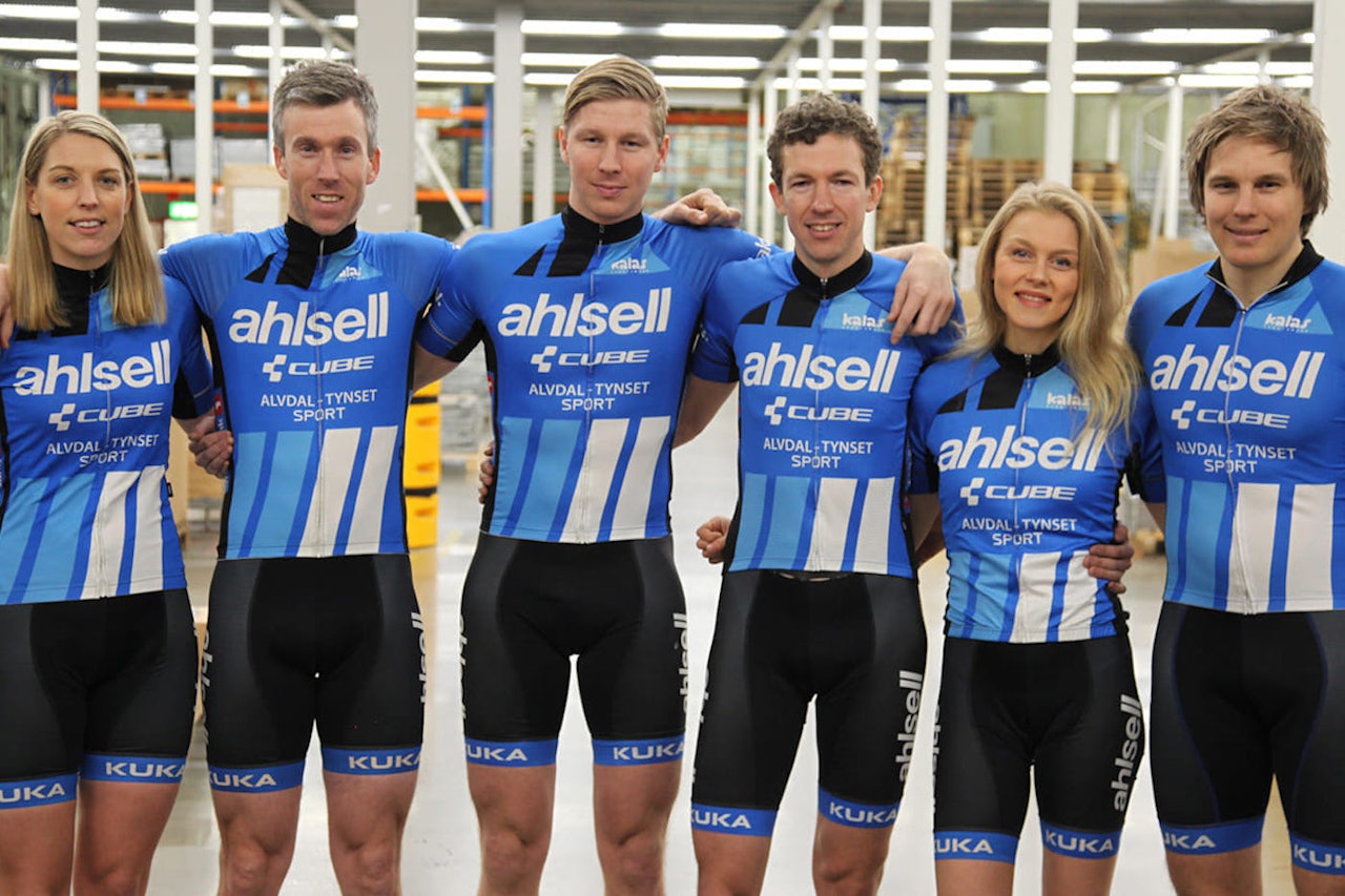 I fjor utvidet Ahlsell-Cube rytterstallen. I år legger de ned. Foto: Ahlsell-Cube I fjor utvidet Ahlsell-Cube rytterstallen. I år legger de ned. Foto: Ahlsell-Cube