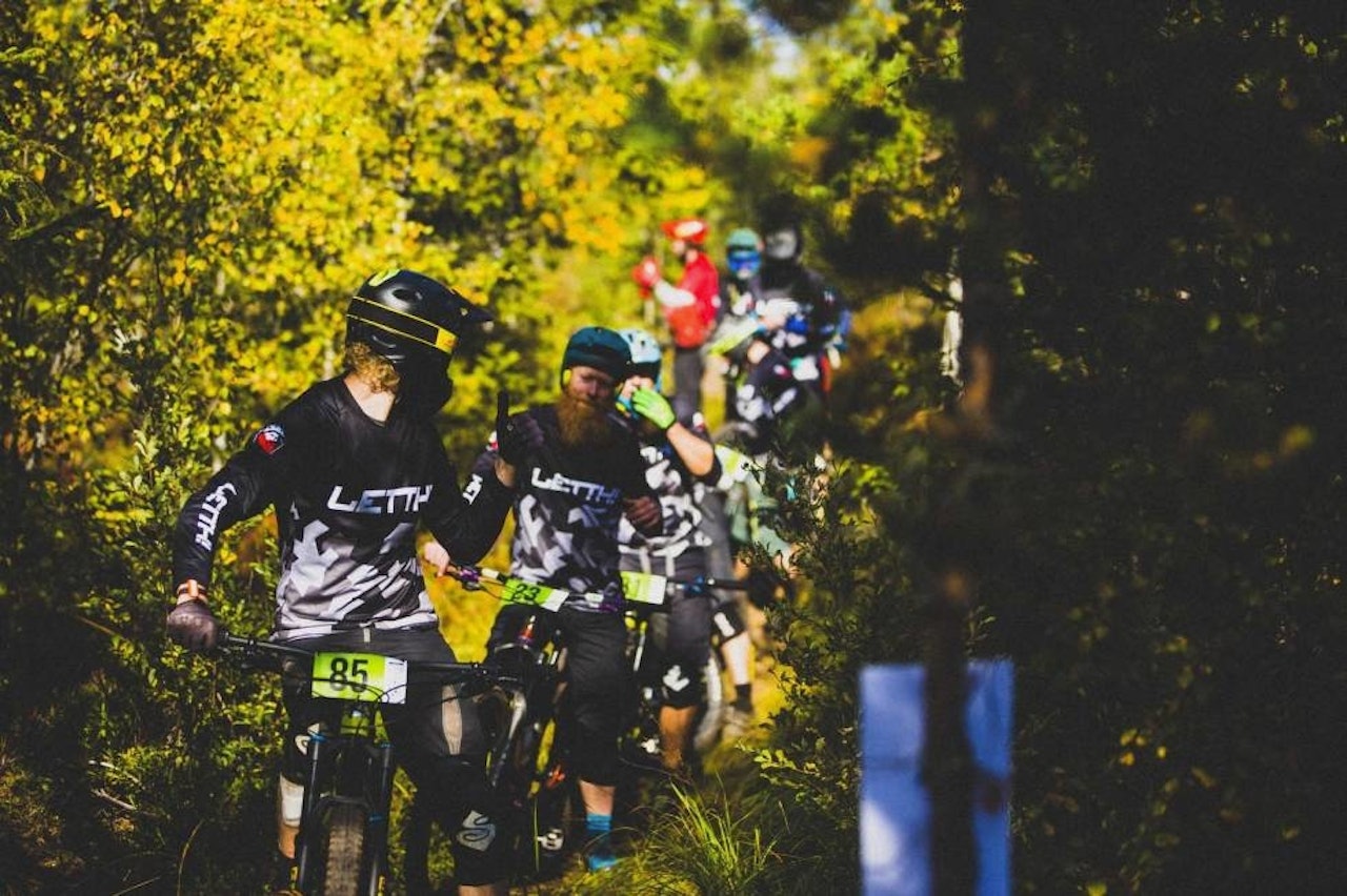 MANGE OM BEINET: DrammEnduro ble fulltegnet på drøyt to timer da online påmelding åpnet onsdag kveld. Foto: Kristoffer H. Kippernes DrammEnduro 2021 ble fulltegnet på drøyt to timer