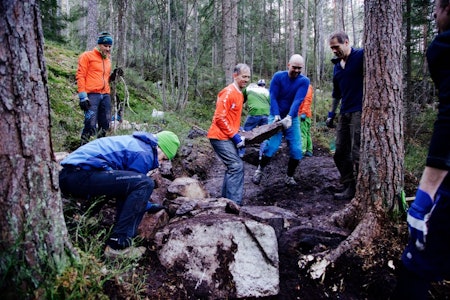 Dugnad og stibygging er noen av mange oppgaver NOTS driver med både lokalt og sentralt. Foto: Bjørn Enoksen Dugnad og stibygging er noen av mange oppgaver NOTS driver med både lokalt og sentralt. Foto: Bjørn Enoksen