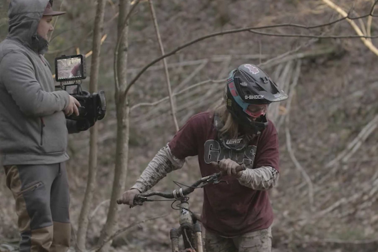 BAK SCENEN I MYSEN: Brage Vestavik tok sølv i X Games Real Series, her får du se klipp fra innspillingen. Foto: Skjermdump brage vestavik x games real series