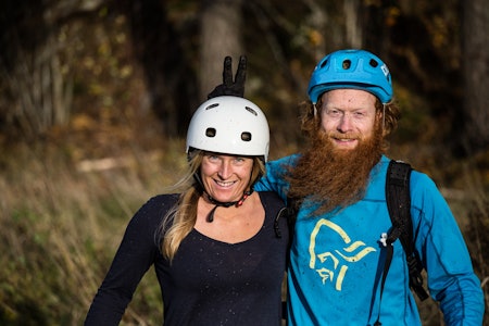 TERRENGSYKKELROOKIE: Utrolig nok klarte vi å finne en sport Hedda Berntsen ikke mestret og tok henne med på terrengsykkelkurs med Aslak Mørstad. Foto: Christian Nerdrum nybegynner terrengsykkel