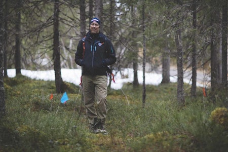 HEDERSPRIS: Ola Resell er primus motor for terrengsykkelparken i Nilsbyen på Byåsen i Trondheim. I helga fikk han NCF Region Midts høyeste utmerkelse for innsatsen. Foto: Kristoffer H. Kippernes Ola Resell fikk hederspris for innsatsen i Nilsbyen