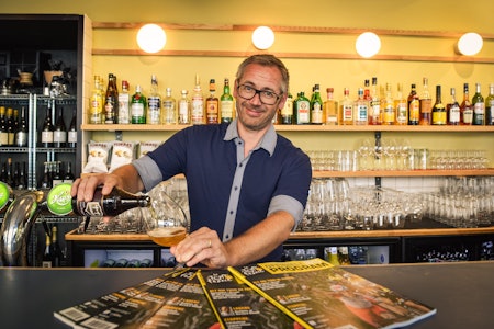 Aimar Niedzwiedski på Peloton er klar til å ta imot terrengsyklister og andre interesserte på NOTS popup-kafe 2. mai. Foto: Henrik Alpers Aimar Niedzwiedski på Peloton er klar til å ta imot terrengsyklister og andre interesserte på NOTS popup-kafe 2. mai. Foto: Henrik Alpers