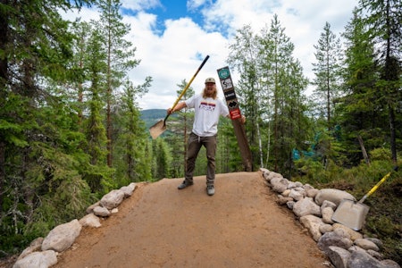 B-RAGE: Den nye stien i Trysil Bike Arena er oppkalt etter og bygd av Brage Vestavik. Foto: Jonas Sjögren, Destinasjon Trysil Brage vestavik i trysil bike arena, Gullia