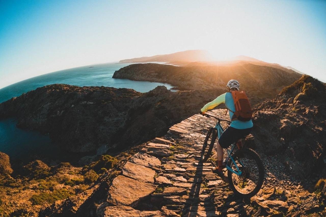 POPULÆR TEST: Testen vår av drikkesekker var blant toppsakene i juli. Foto: Kristoffer H. Kippernes mest lest terrengsykkel juli