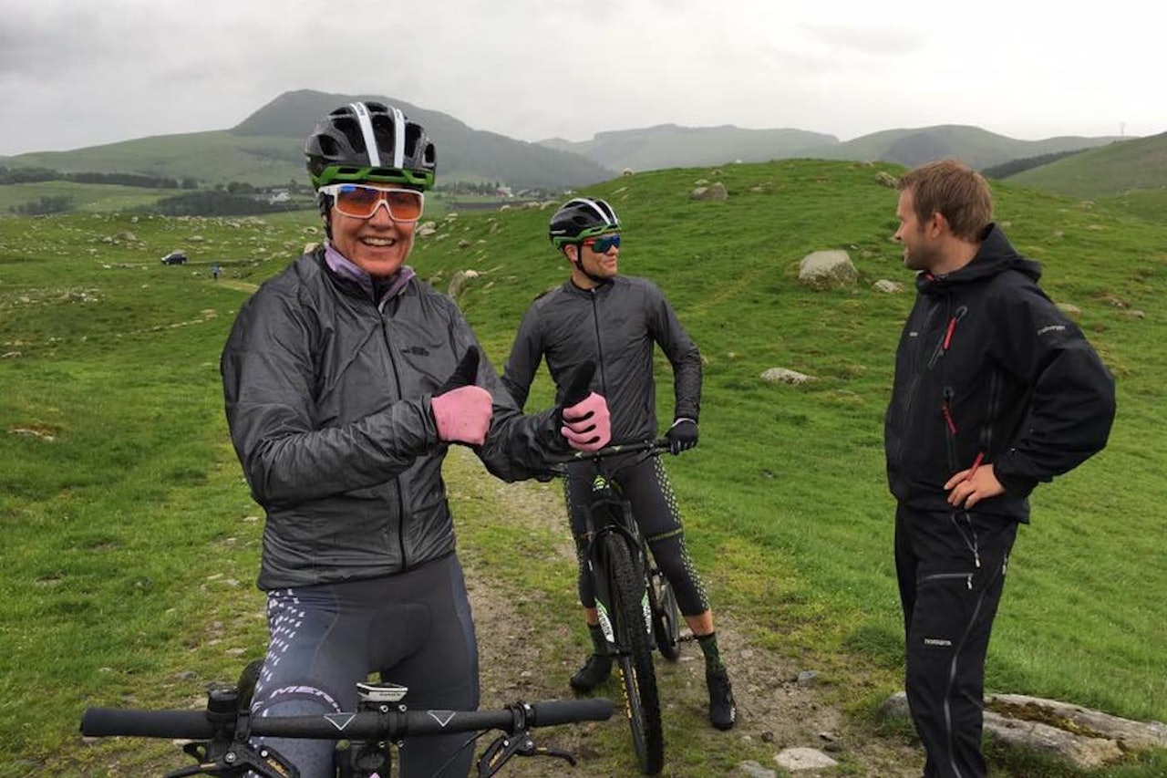 Gunn-Rita Dahle Flesjå var overlegen i Nordsjørittet MTB 118km, og vant eliteklassen med 14 minutter. Her fra rekognosering i går. Foto: Nordsjørittet Gunn-Rita Dahle Flesjå var overlegen i Nordsjørittet MTB 118km, og vant eliteklassen med 14 minutter. Her fra rekognosering i går. Foto: Nordsjørittet