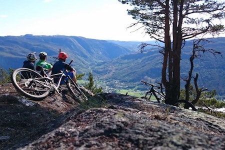 Prosjektet "Nesfjella til Sentrum" inneholder blant annet en 15km lang flytsti fra fjellet og ned til Nesbyen. Den blir da Nordens lengste av sitt slag. Foto: Trailhead Nesbyen