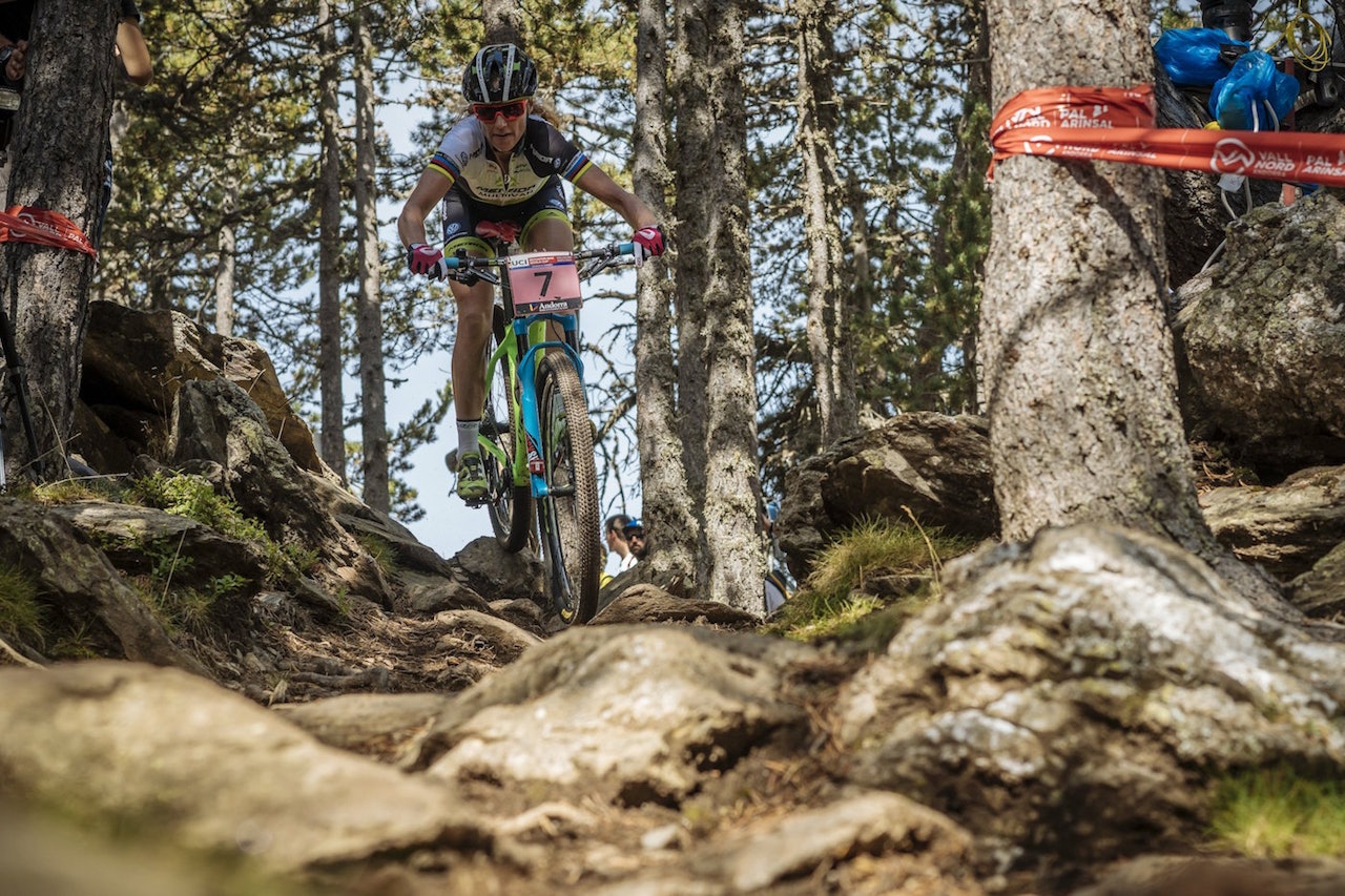 Gunn-Rita Dahle Flesjå vant helgas UCI-rundbaneritt i Polen, og reiser videre til Bundesliga neste helg, før det blir maraton i oktober. Foto: Matthew DeLorme/RedBull Gunn-Rita Dahle Flesjå vant helgas UCI-rundbaneritt i Polen, og reiser videre til Bundesliga neste helg, før det blir maraton i oktober. Foto: Matthew DeLorme/RedBull
