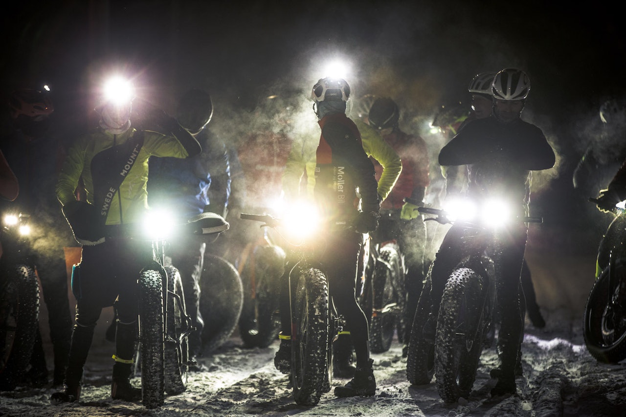 Friskt før start på Natthauer’n: Termometeret viste nesten 20 blå. Foto: Svenn Fjeldheim Friskt før start på Natthauer’n: Termometeret viste nesten 20 blå. Foto: Svenn Fjeldheim