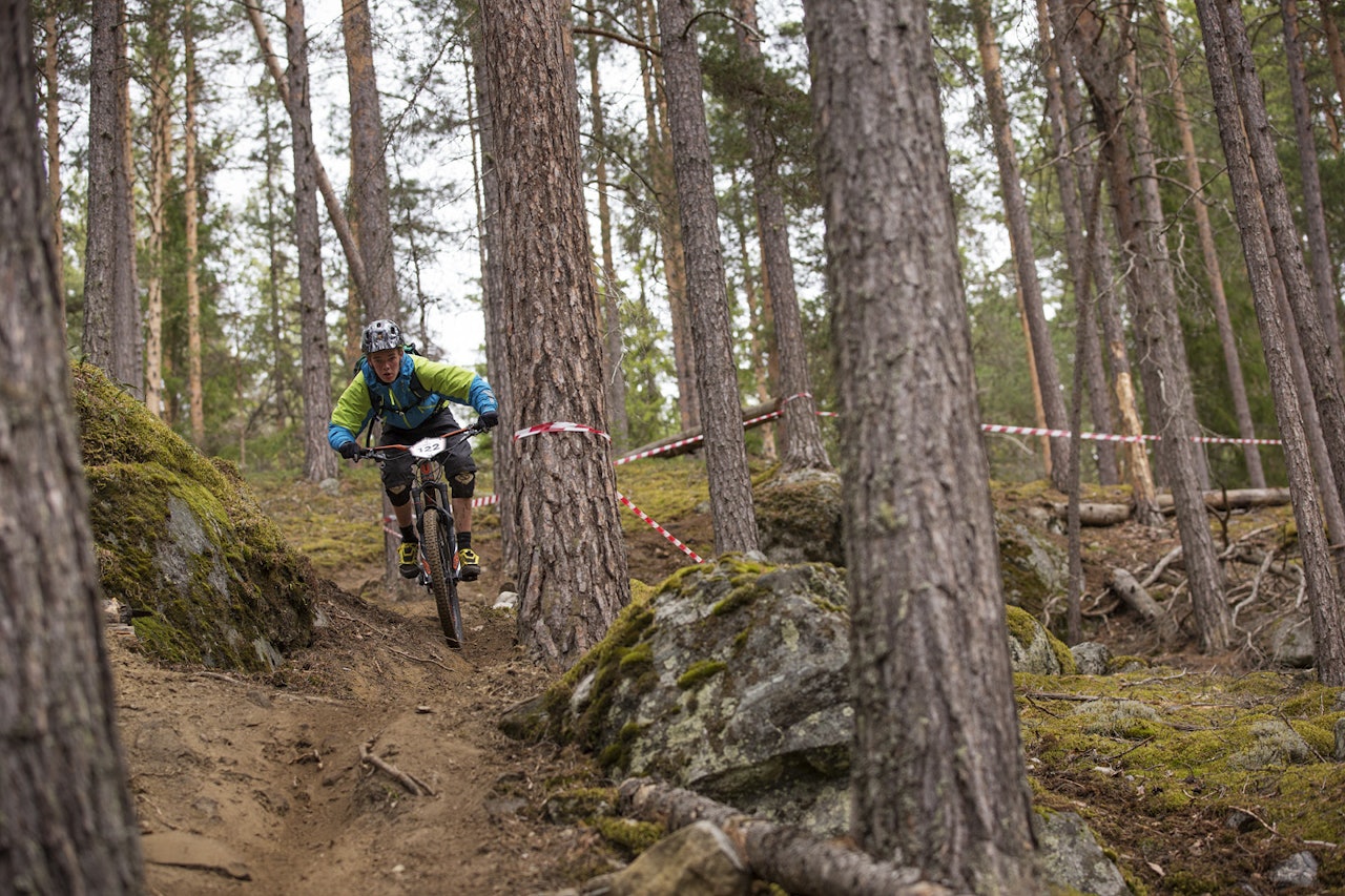 Morten Ligård under Nesbyen Enduro 2016. Også i år er Nesbyen første stopp for 80/20-serien. Foto: Kristoffer Kippernes Morten Ligård under Nesbyen Enduro 2016. Også i år er Nesbyen første stopp for 80/20-serien. Foto: Kristoffer Kippernes