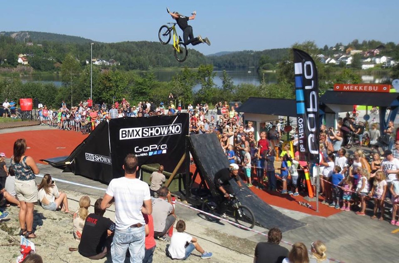 Eirik Ulltang var med da sykkelparken i Asker ble formelt åpnet i august. Prosjektet fikk nesten 700.000 kroner i støtte fra Sparebankstiftelsen DNB. Foto: Sparebankstiftelsen DNB Eirik Ulltang var med da sykkelparken i Asker ble formelt åpnet i august. Prosjektet fikk nesten 700.000 kroner i støtte fra Sparebankstiftelsen DNB. Foto: Sparebankstiftelsen DNB