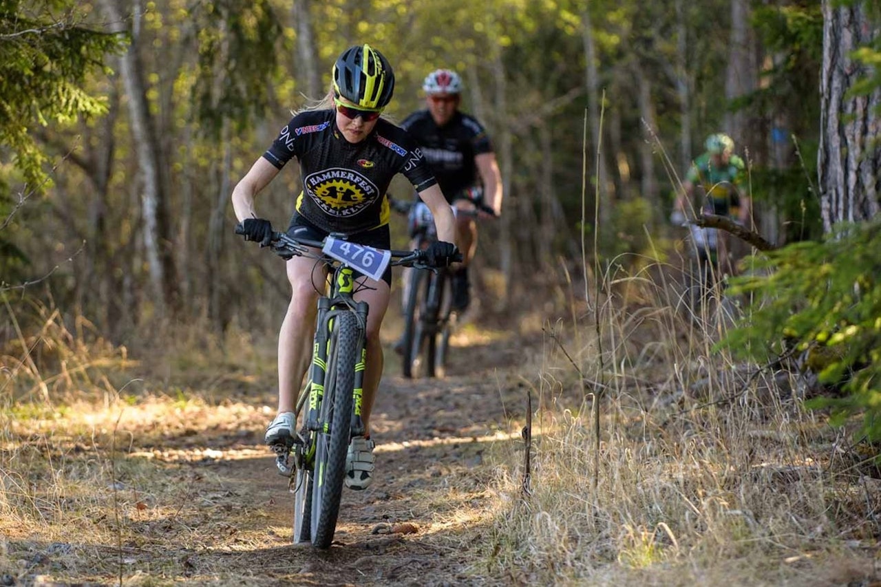 Rakel Birkeli fra Team Terrengsykkel sesongdebuterte med seier på Helgøyatråkket. Foto: Eivind Flensborg Rakel Birkeli fra Team Terrengsykkel sesongdebuterte med seier på Helgøyatråkket. Foto: Eivind Flensborg