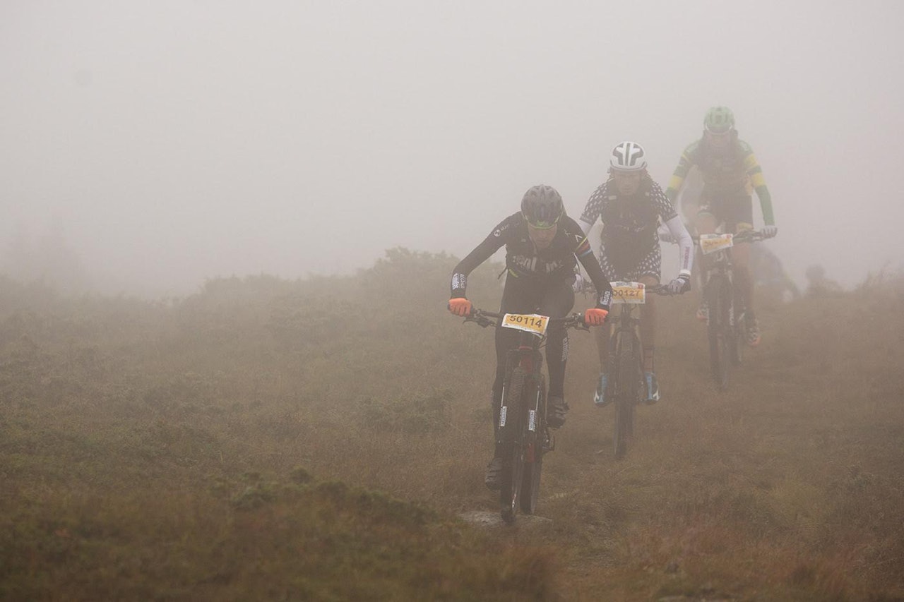 Lars Granberg lå foran Søren Nissen før han punkterte. Foto: Kristoffer Kippernes Lars Granberg lå foran Søren Nissen før han punkterte. Foto: Kristoffer Kippernes
