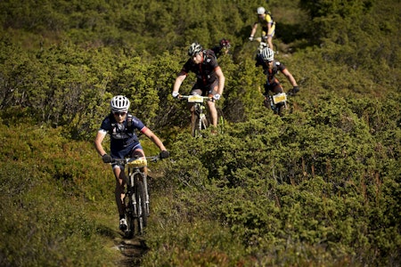 Det blir tettere i terrenget i UltraBirken for hvert år, og stadig flere av de satsende eliterytterne velger terrengalternativet i Birken. Foto: Kristoffer Kippernes birken birkebeinerrittet ultrabirken