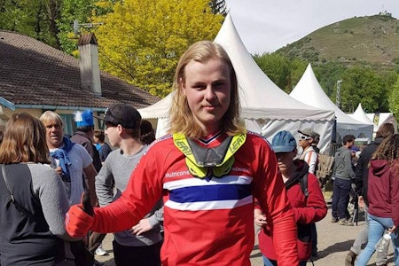 Brage Vestavik syklet inn til topp-10 plassering i finalen på første runde i utforverdenscupen. Foto: Bjørn Ballangrud/NCF