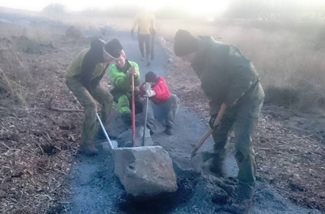 Terrengavdelingen har stått på tidlig og sent i Njåskogen gjennom hele 2015. Foto: Terrengavdelingen Terrengavdelingen har stått på tidlig og sent i Njåskogen gjennom hele 2015. Foto: Terrengavdelingen