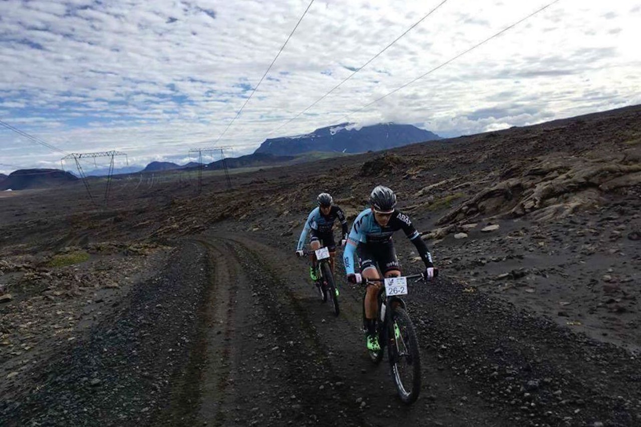 Thomas Engelsgjerd og Greg Saw i Hardrocx-ABAX racing with Swix vant den aller første utgaven av 3-dagersrittet Glacier 360 på Island. Foto: Privat