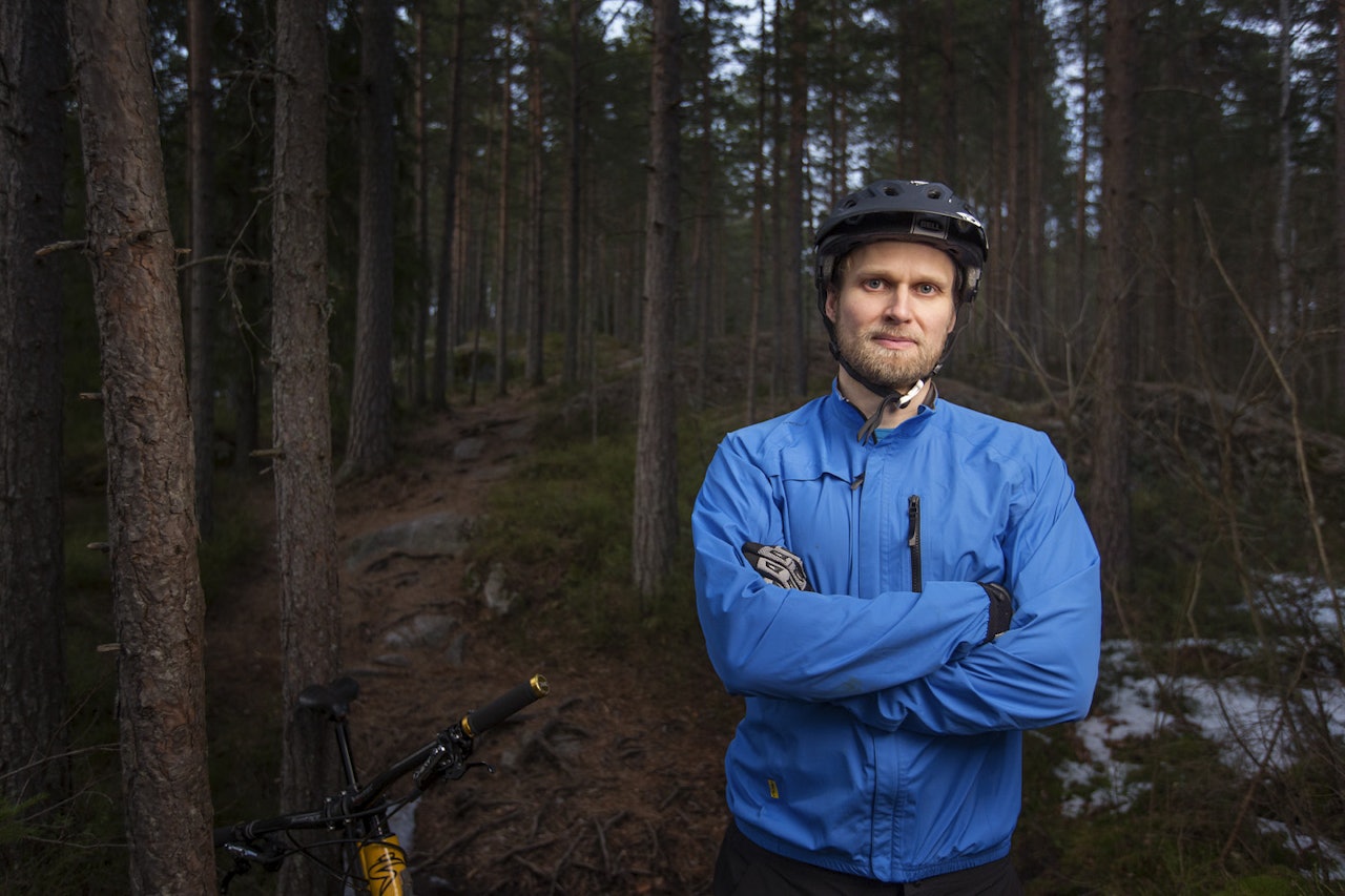 Stian Bergeland, leder i NOTS, tror ikke lovendringen vil skape noe storinnrykk av elsykler på stiene. Foto: Kristoffer Kippernes