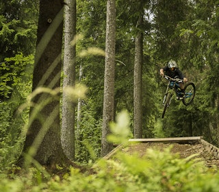 LOKAL: Tidligere sykkelproff Trond Hansen kan fortsatt, og med Oslo som hjemby er Frognerseteren hans bakgård. Bilde. Vegard Breie LOKAL: Tidligere sykkelproff Trond Hansen kan fortsatt, og med Oslo som hjemby er Frognerseteren hans bakgård. Bilde. Vegard Breie